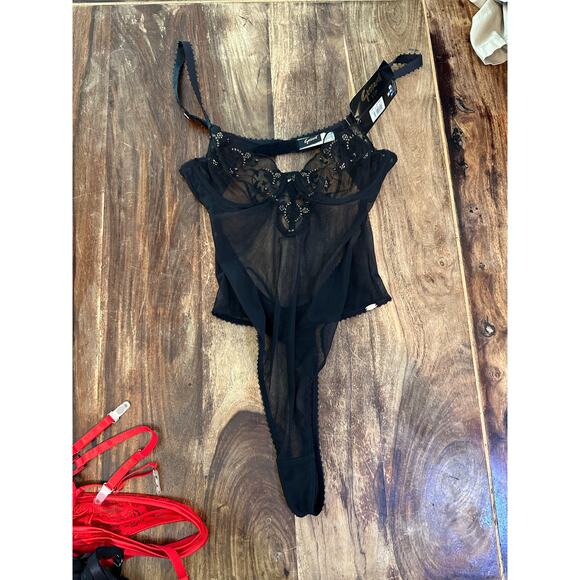 NWT Gossard Women's Black Feeling Butterflies Mesh Bodysuit Size 32C - Picture 3 of 14